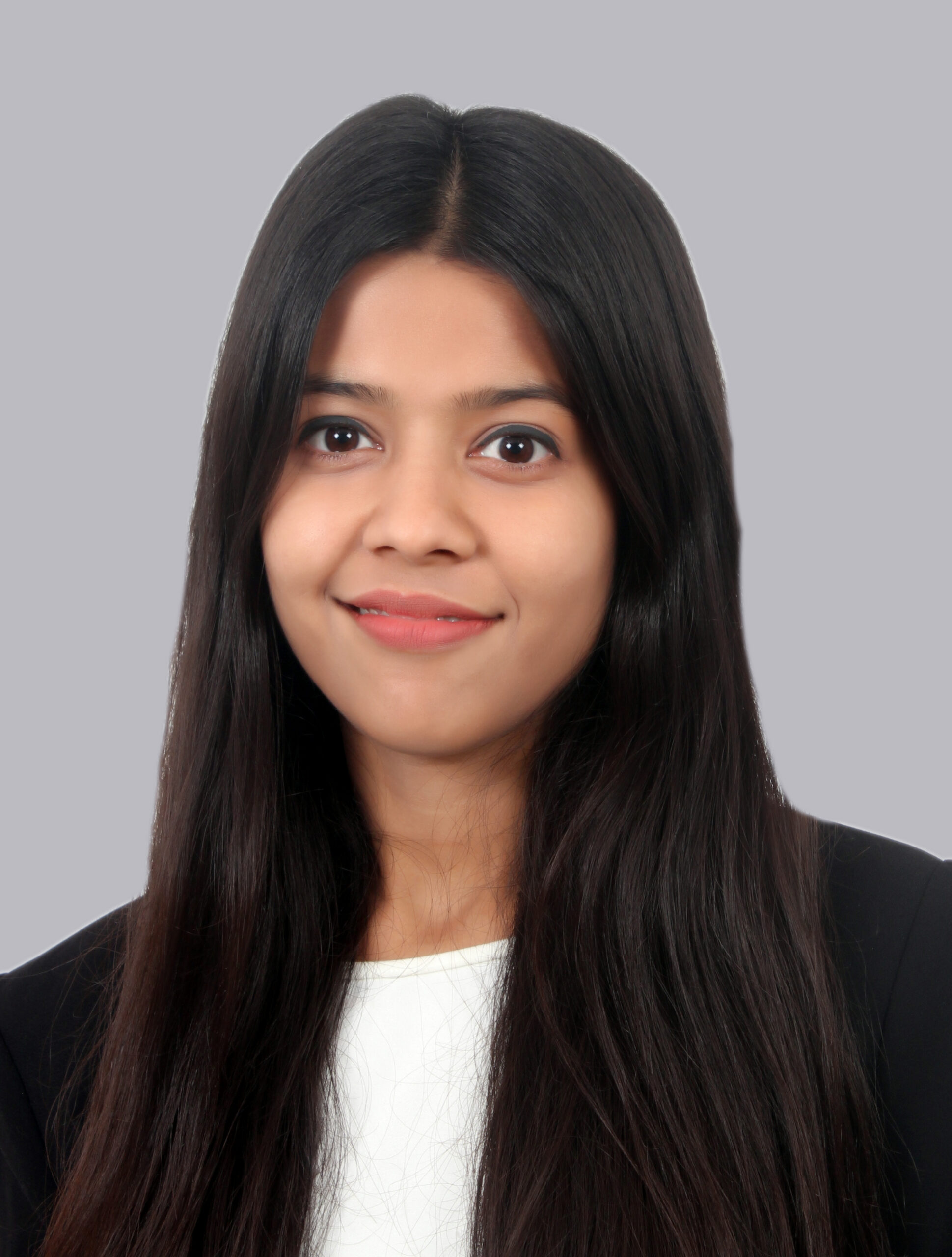 A headshot of Shreya Tulsyan